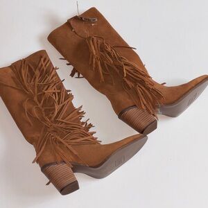 Dingo Brown Suede Fringe Heeled Boots